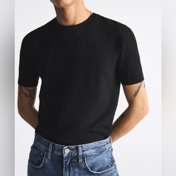 BASIC SLIM FIT T-SHIRT - Picture 5 of 10